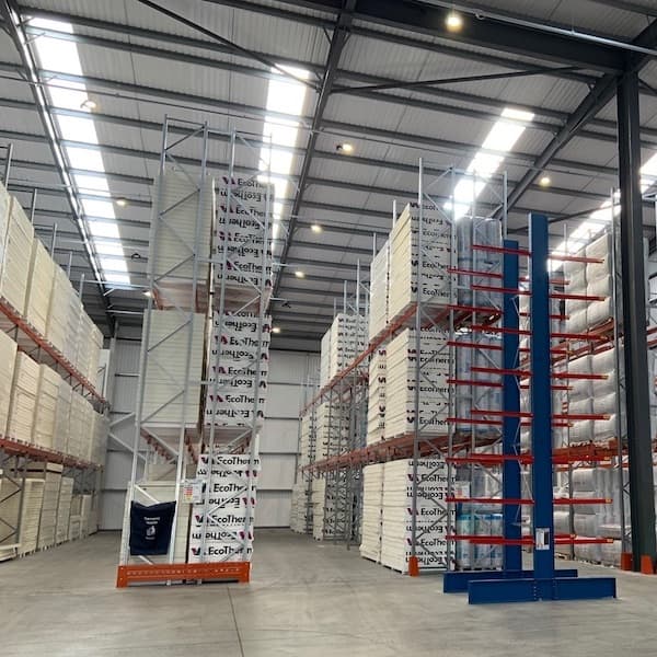 Pallet Racking & Cantilever Racking Warehouse Storage Solution